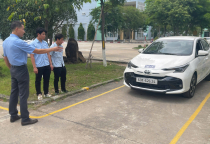 Khóa học lái xe hạng C1 Khóa học lái xe hạng C1